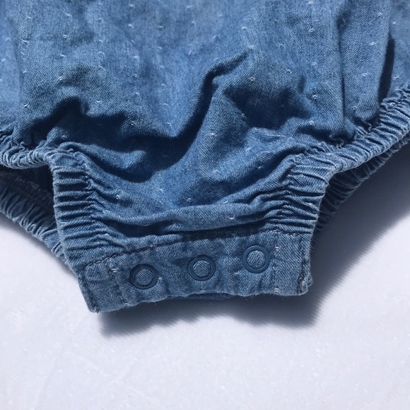 ♥️BOGO♥️ NWOT 0-3 Month Girl Bottom Snap Overalls - Picture 4 of 6